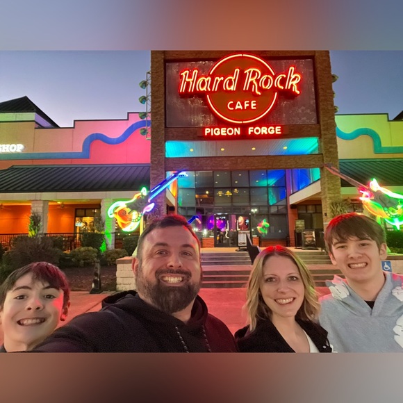 Meet your Posher, Ashley - Picture 5 of 6